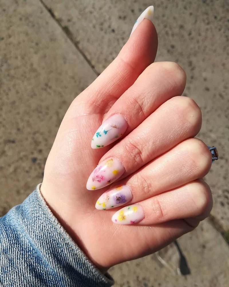lagabi.nails_64917693_157228128770646_1390867381502620568_n