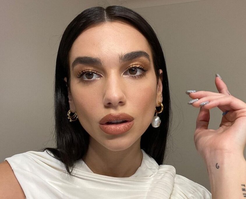 dualipa-5