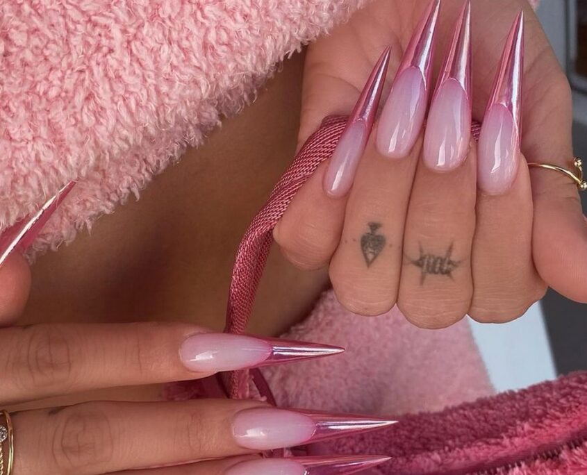 chrome-nails-1